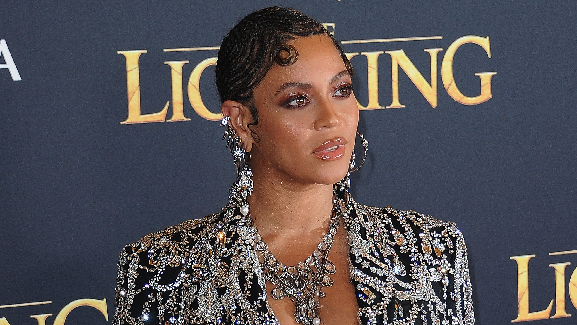 Beyoncé Fans Tell Bey to Run After Aaron Carter Reaches Out Amid Downward Spiral