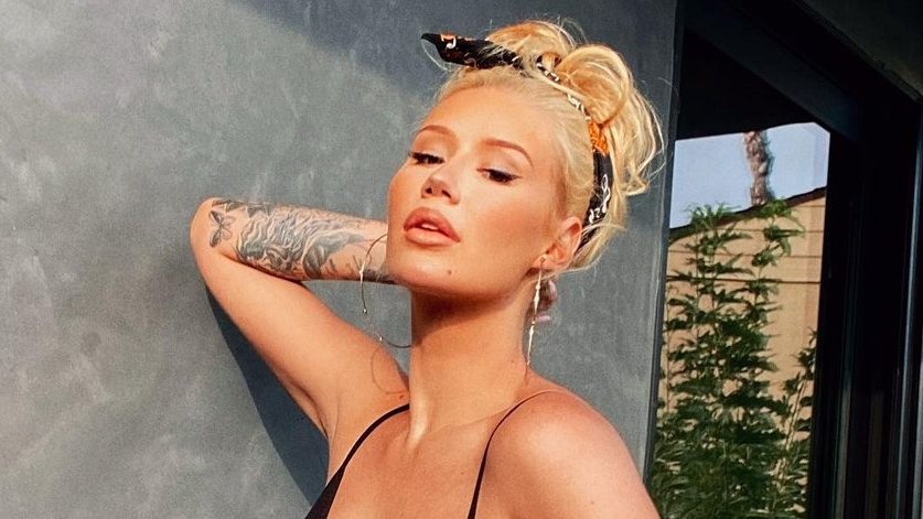 Iggy Azalea Unleashes Baby Waist With Son After Breakup