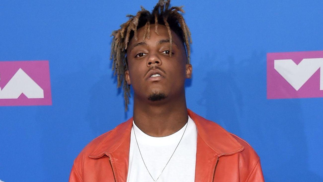 Lines Are Out The Door At Viral Shoe Store 'Cookies N' Kicks' Over Juice  Wrld Collab - The Blast