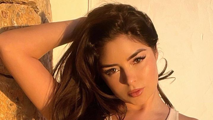Demi Rose Flaunts Lace & Grace With Thorny Black Rose Bra - The Blast
