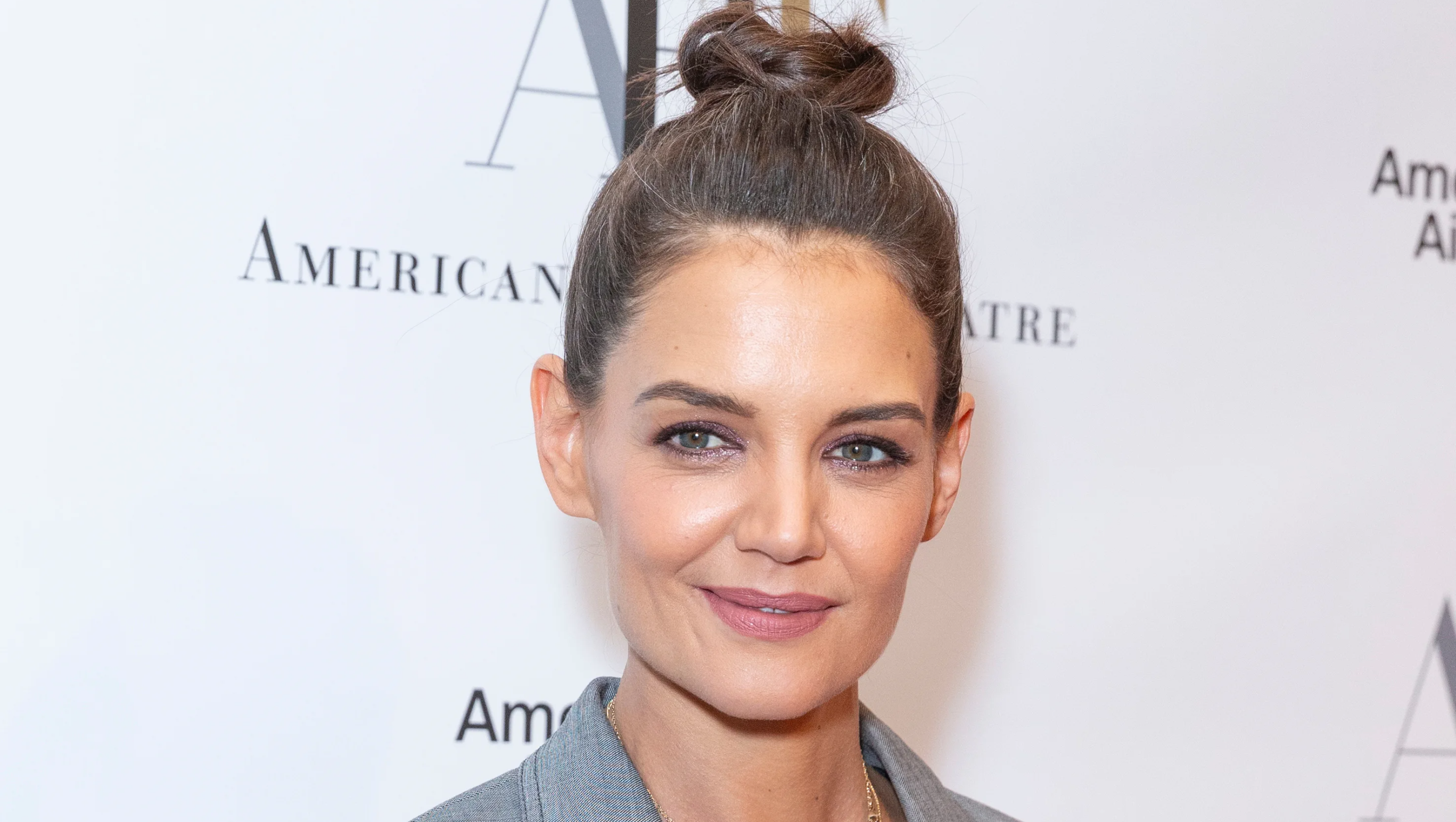 Katie Holmes Reveals Blossoming Artistic Skills In New Painting
