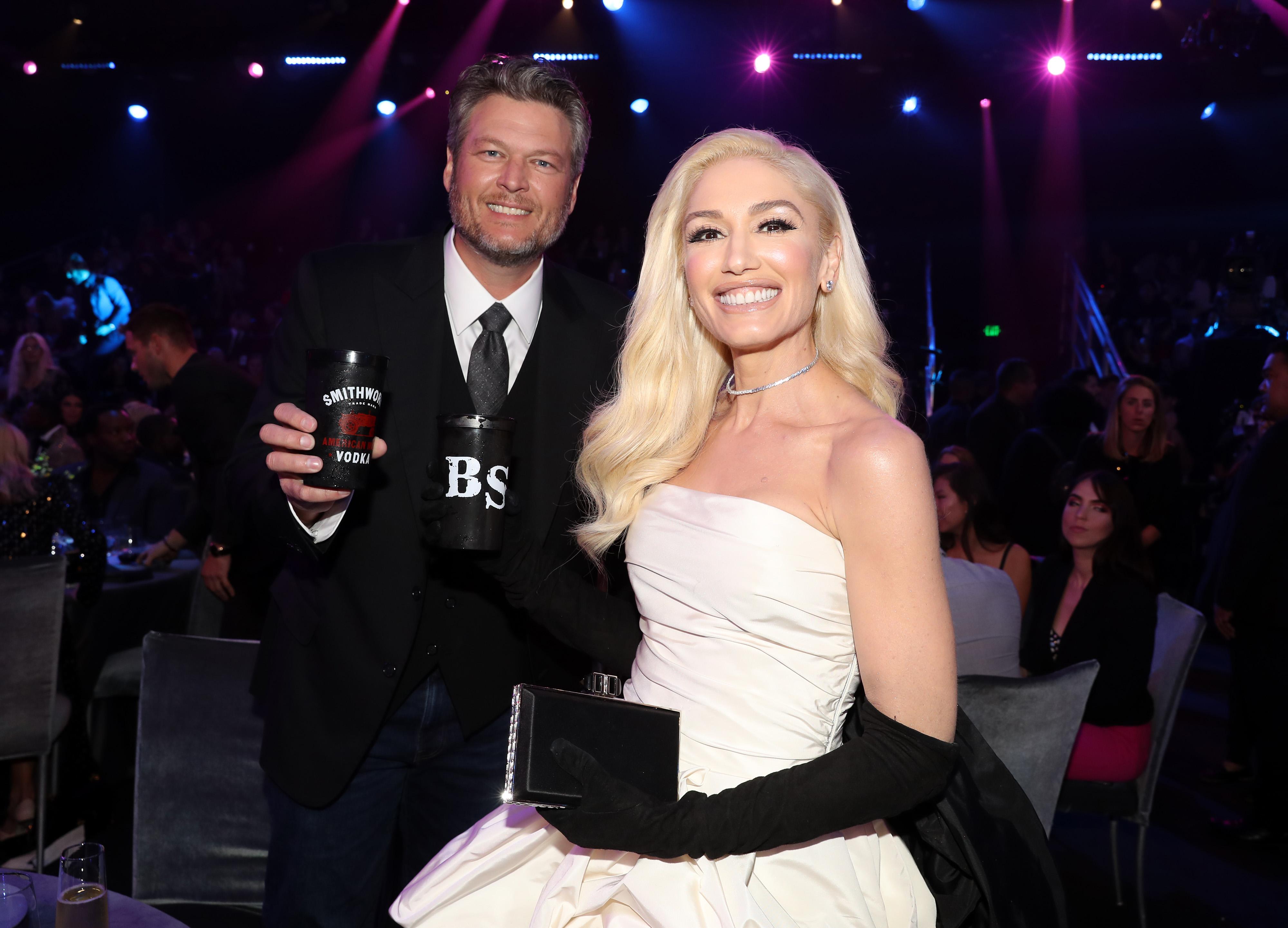 Blake Shelton And Gwen Stefani's New Duet Becomes Top 10 Hit - The Blast