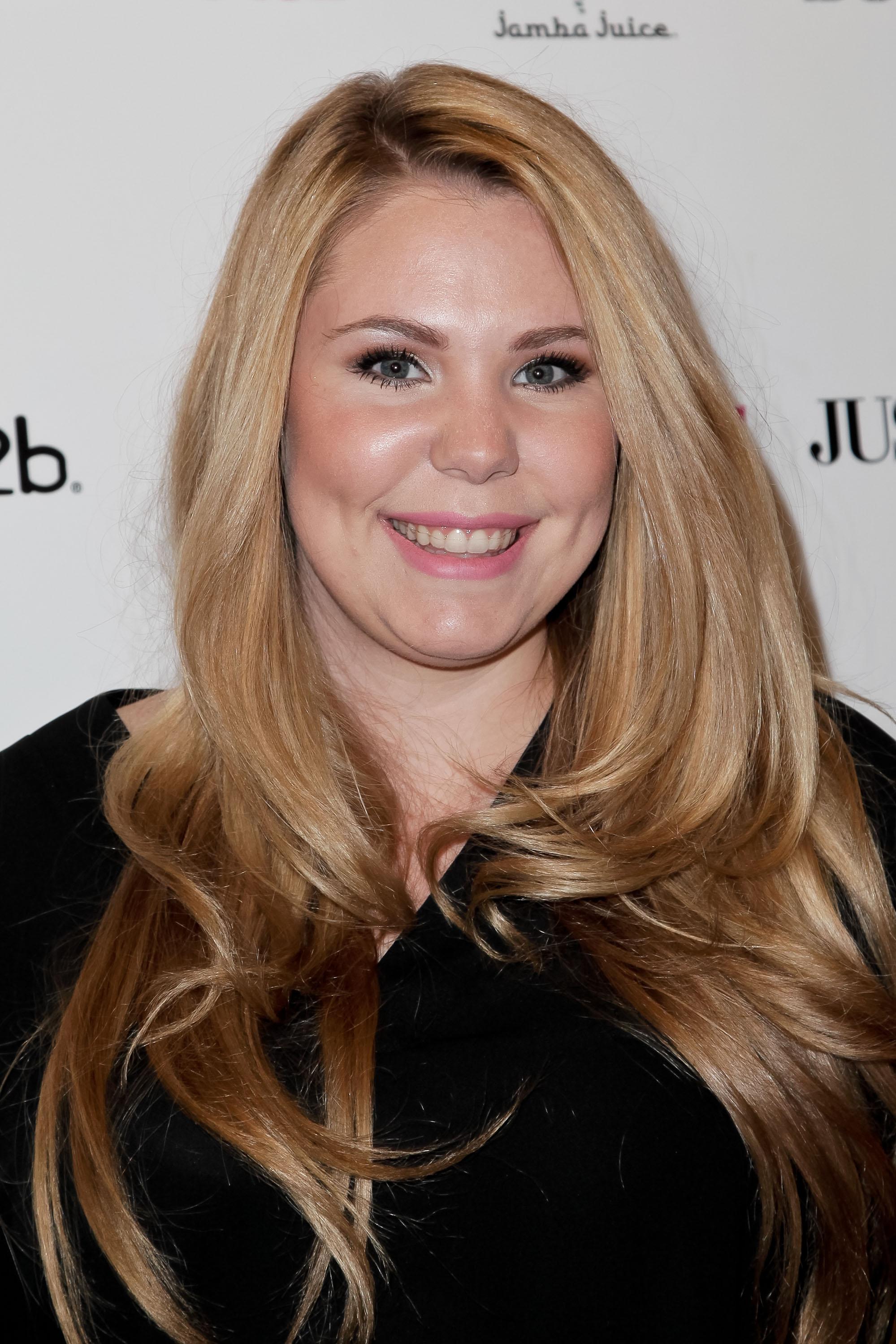 Kailyn Lowry’s Nude Maternity Shoot Causes Controversy