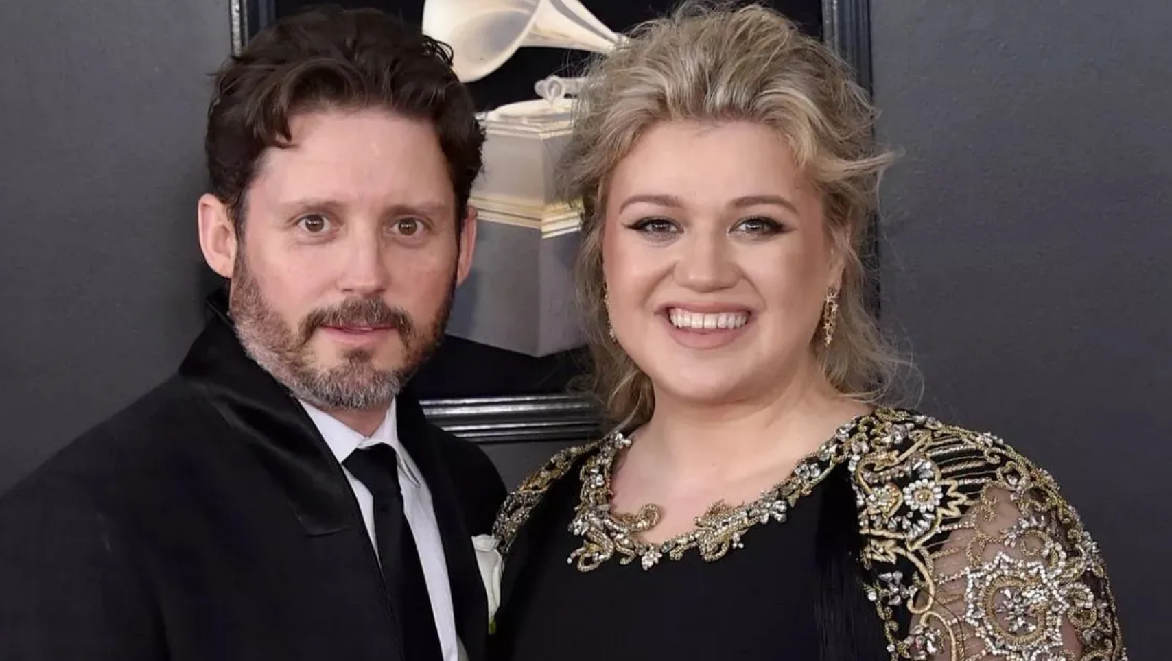 Kelly Clarkson Fights Back At Ex-Manager’s $1.4 Million Lawsuit