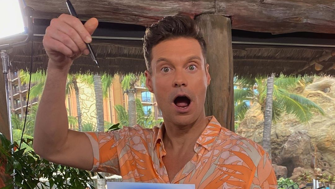 What Happened to Ryan Seacrest’s Eyebrows?! Fans Shocked By New Look