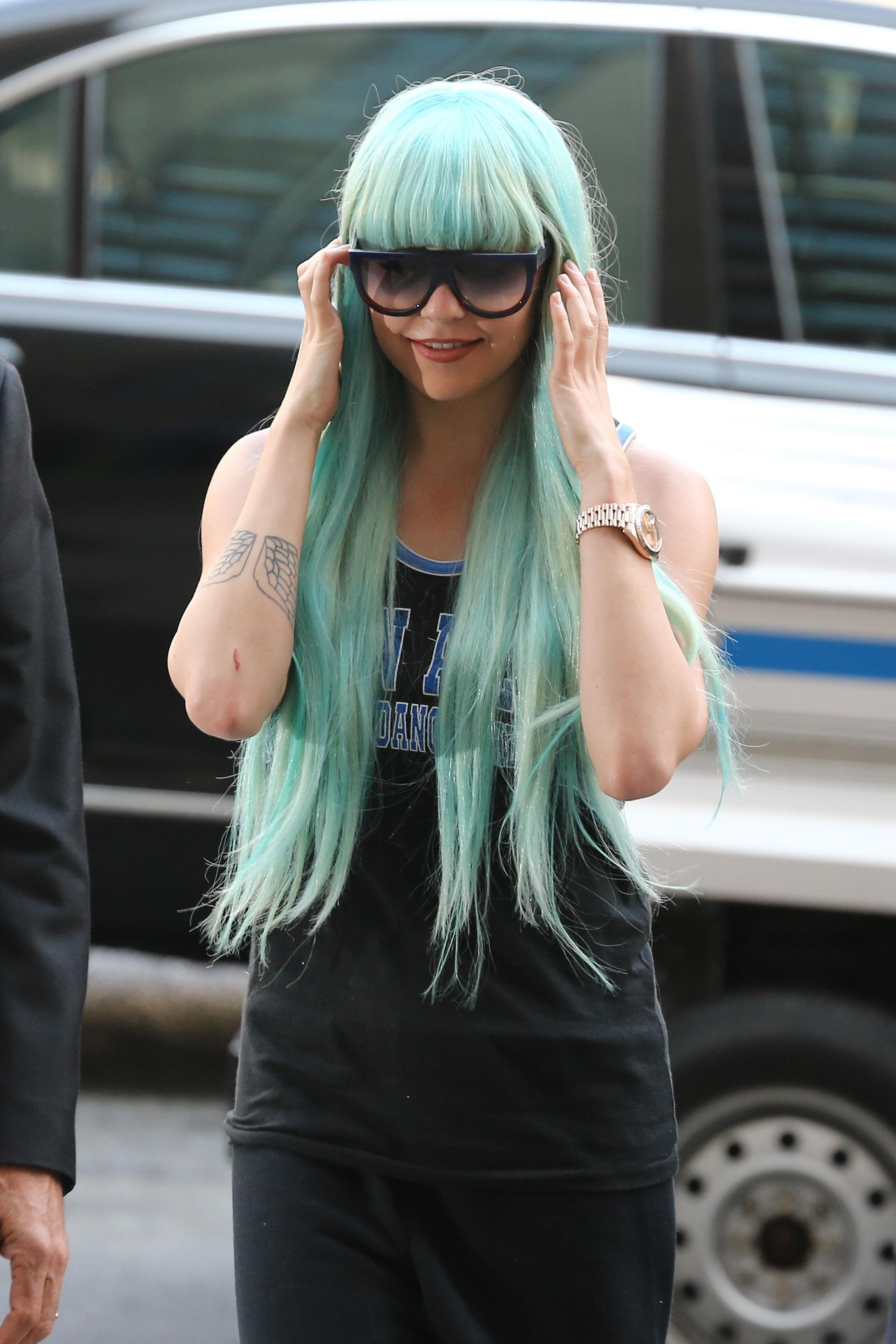 Remember That Amanda Bynes Face Tattoo? Yeah, It Appears To Be Legit