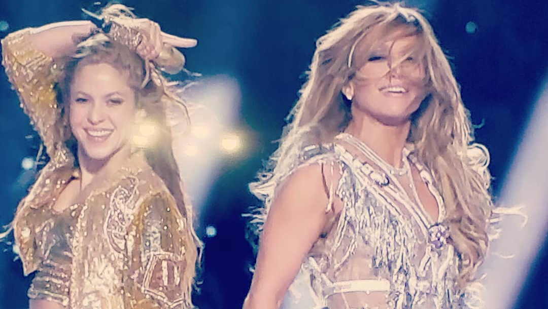 Jennifer Lopez & Shakira MELT DOWN Super Bowl With Double Butt Shake During Halftime Show