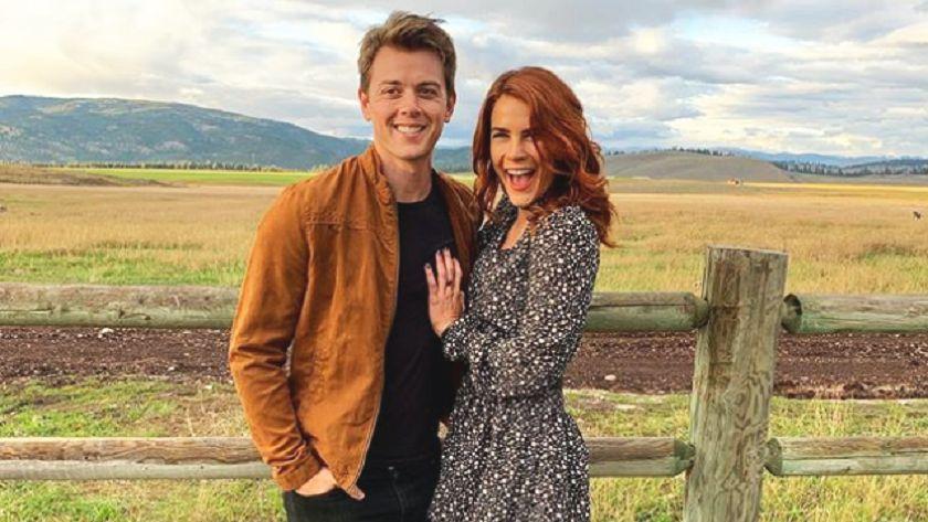 Soap Couple Courtney Hope And Chad Duell Are Engaged