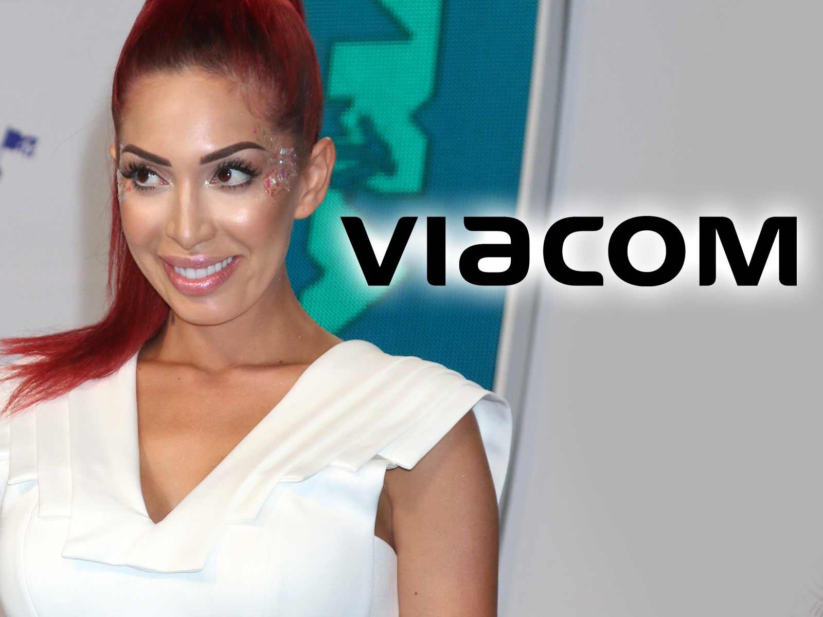 Farrah Abraham Sues Viacom for $5 Million, Claims Executives Sex Shamed and  Fired Her for Doing Porn