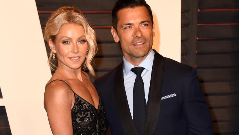 Kelly Ripa Naked In Bed With Shirtless Husband For ‘Humpday Mood’