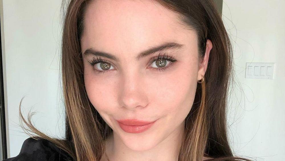 Gymnast McKayla Maroney’s Plump Tomatoes Require Strict Warning