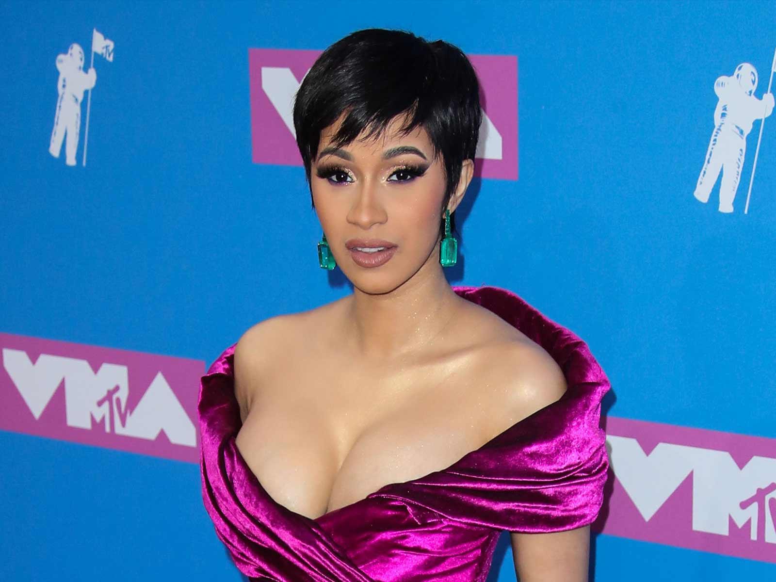 Cardi B Says She Suffered Serious ‘Post-Partum Complications’ Following Kulture’s Birth