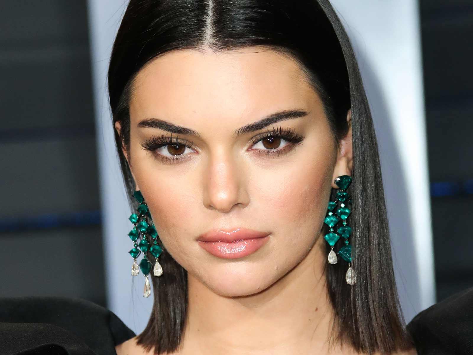 Kendall Jenner Hospitalized After Bad Reaction to Vitamin Drip The Blast