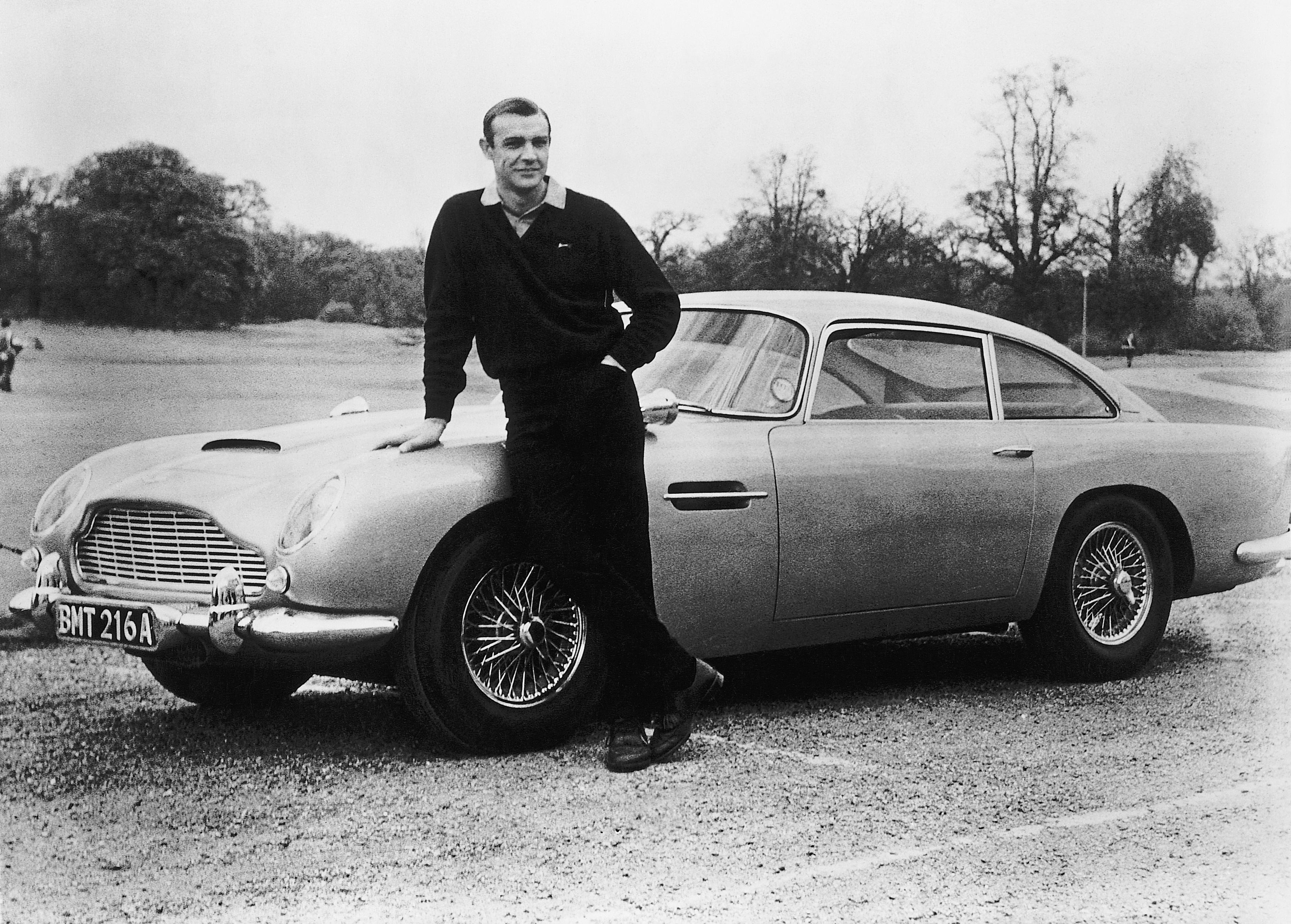 ‘James Bond’ star Dead At 94