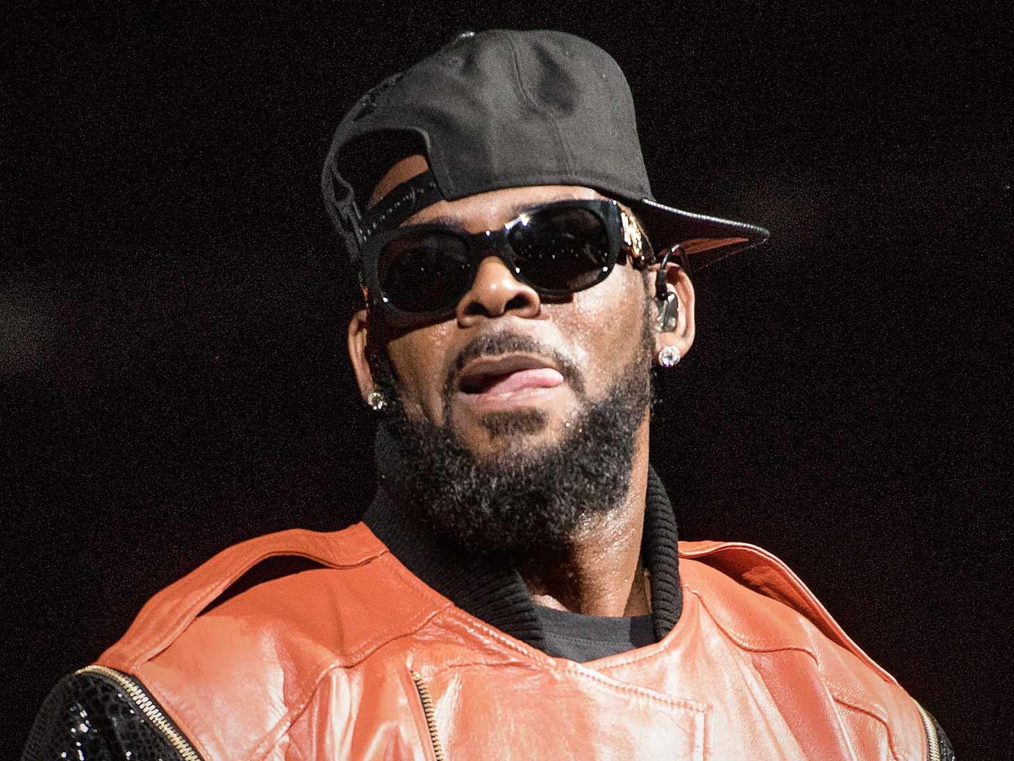 R. Kelly Accusers Worried Singer is Planning On Fleeing the Country Amid Criminal Investigation