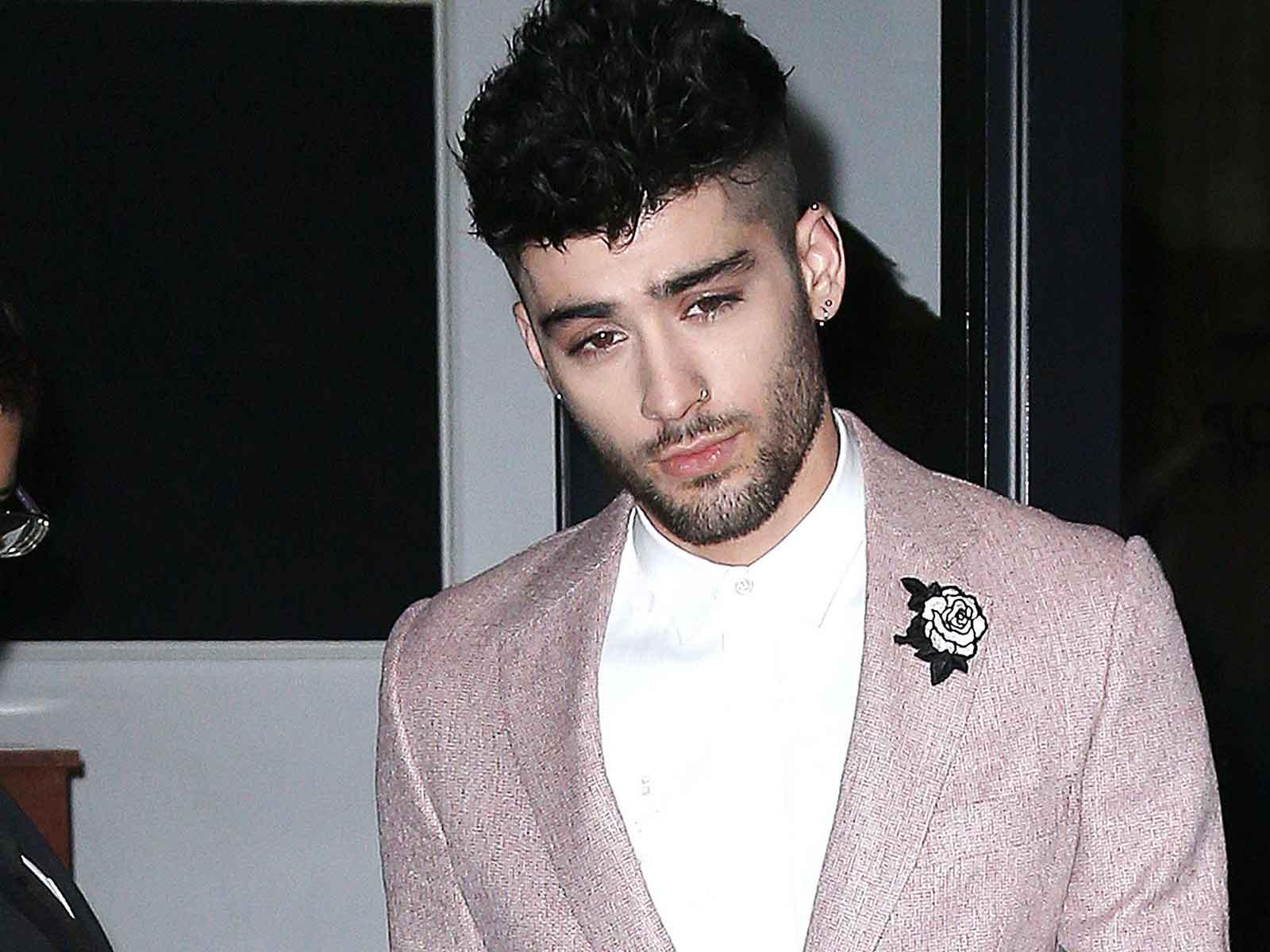 Zayn Malik Goes H.A.M. On Instagram Page, Deletes Everything