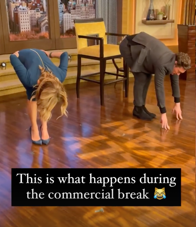 Kelly Ripa Bends Over Touching Toes With No Visible Panty Lines The Blast