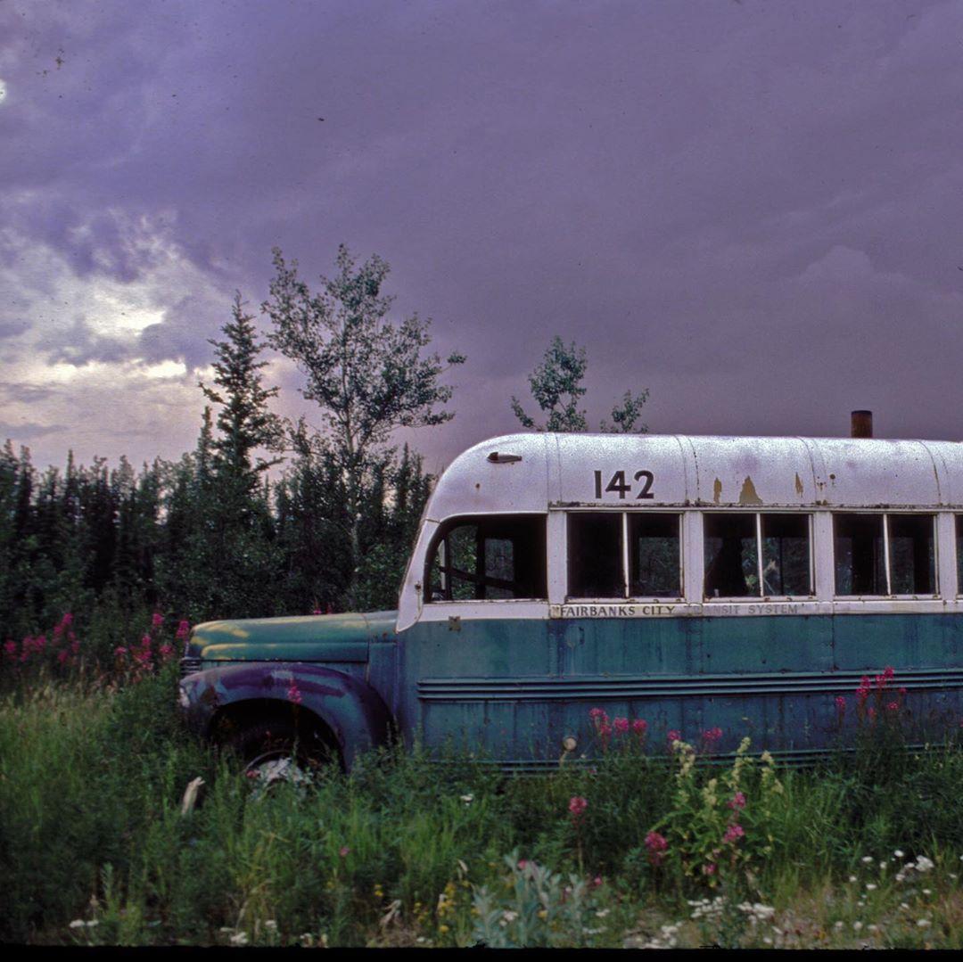 Famous Into The Wild Bus Removed From Alaskan Wilderness By Helicopter The Blast