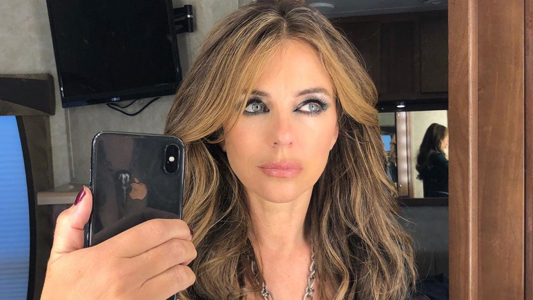 Elizabeth Hurley’s Topless Holiday ‘Mood’ Pic Will Leave Your Cheeks Rosey