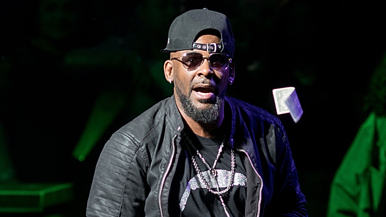 R. Kelly Allegedly Urinated On His Ex Joycelyn Savage Despite Her Protests