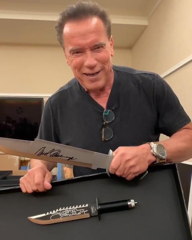 Arnold Schwarzenegger One-Ups Sly Stallone With Bigger Knife - The Blast