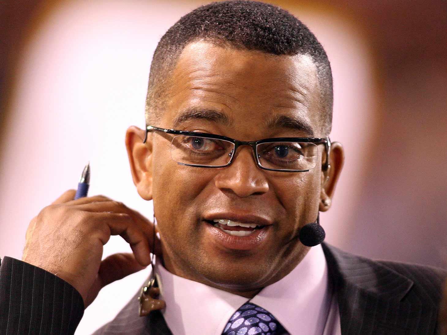 Late ESPN Host Stuart Scott’s Daughters Are Fighting for Control of Father’s Remains, Money for College