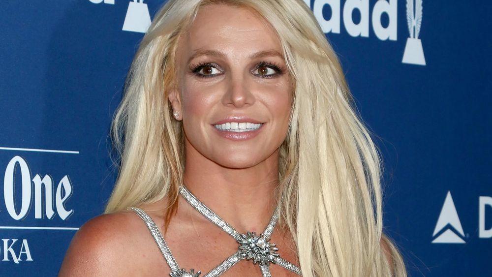 Britney Spears Completely See-Through For Kissing Surprise - The Blast