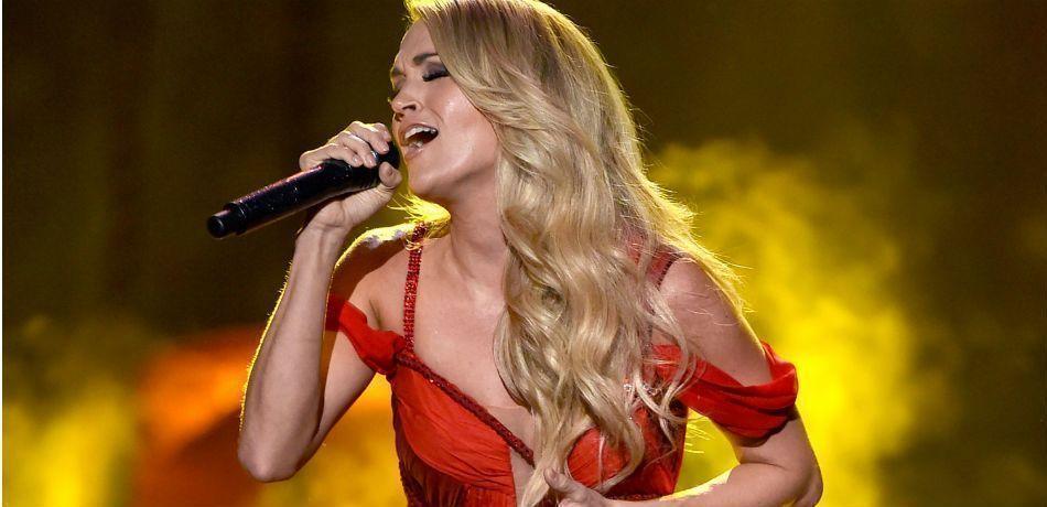 Carrie Underwood Blows Instagram Away In Bombshell Home Video Of ‘Drinking Alone’
