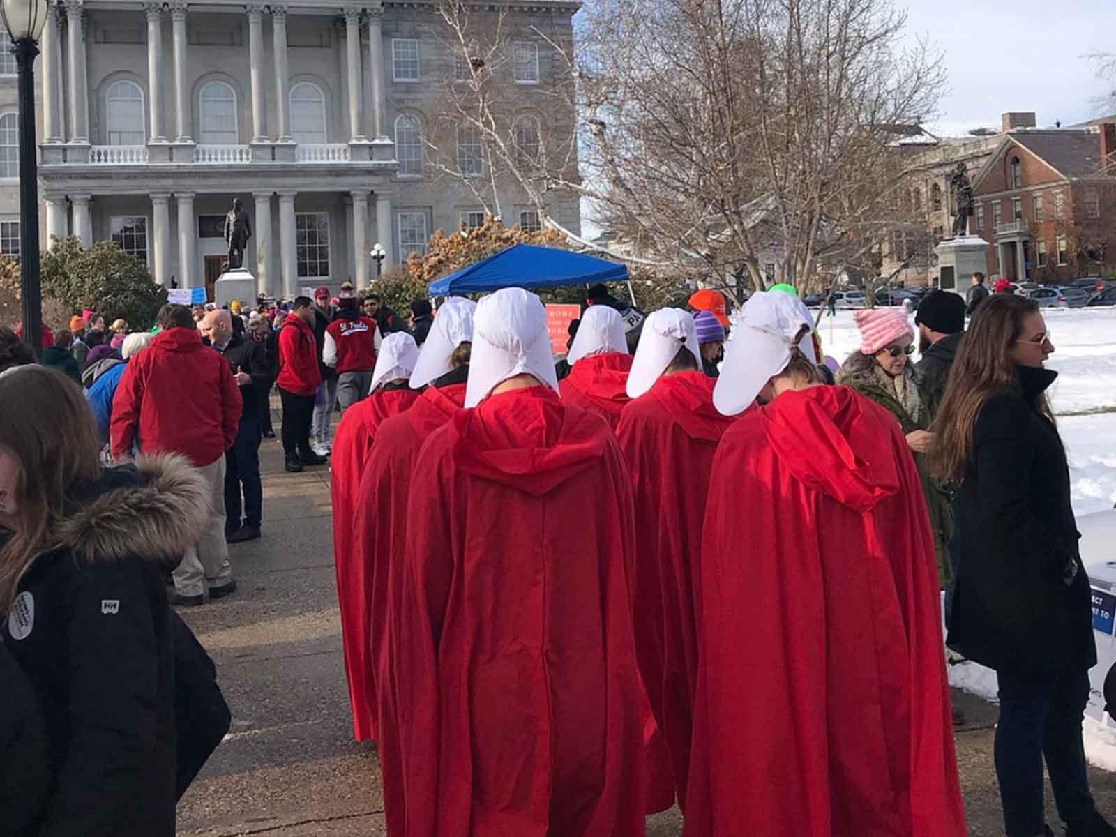 ‘Handmaid’s Tale’ Outfits at Women’s March Send Powerful Message