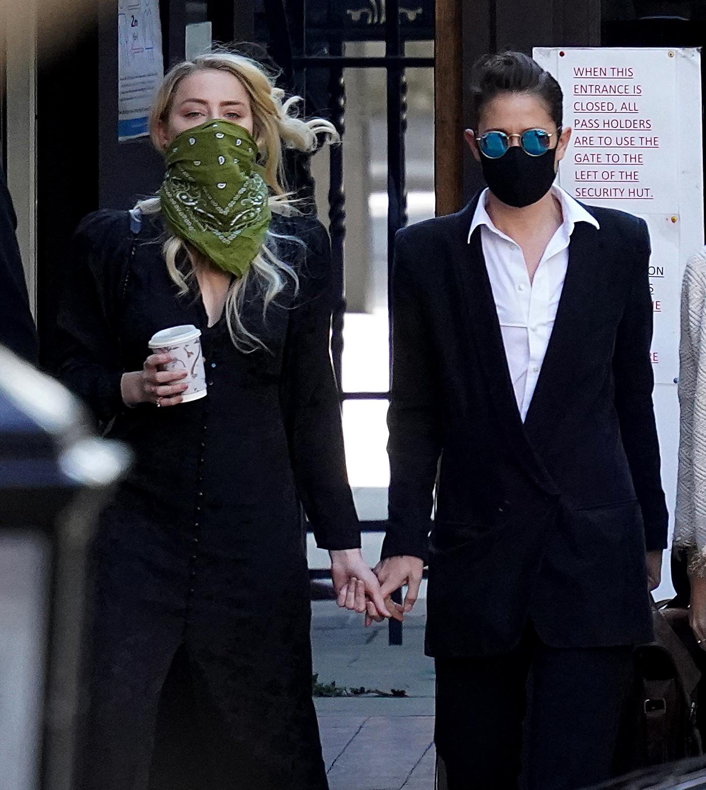 LAPD Officer Testifies She Saw 'No Injuries' On Amber Heard's Face