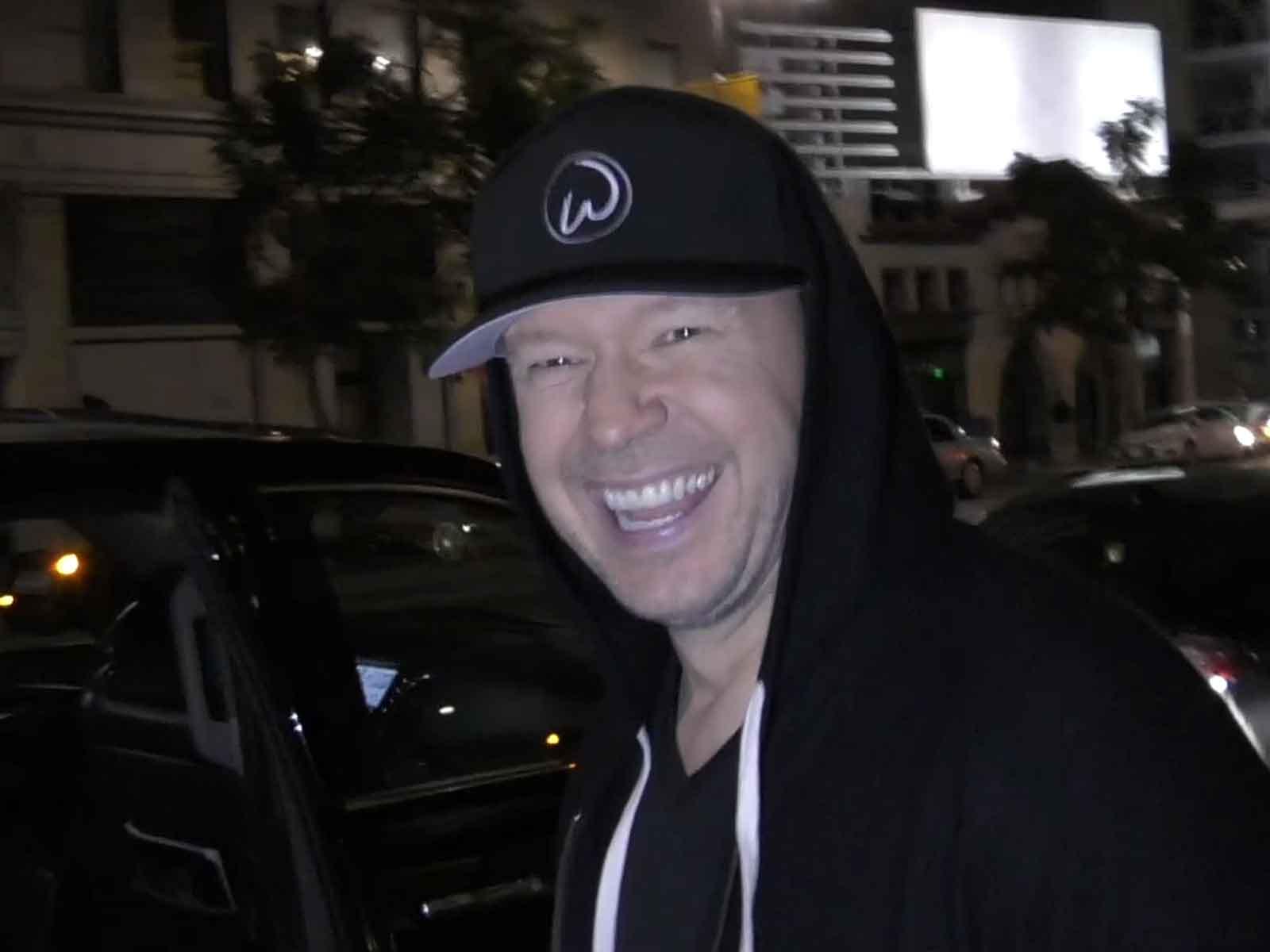 Donnie Wahlberg Gets ‘Bad and Boujee’ While Driving His Kids Around