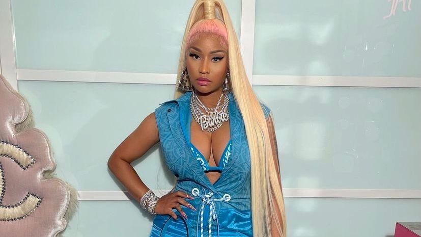 Nicki Minaj Continues To Serve Looks In Chanel Outfit