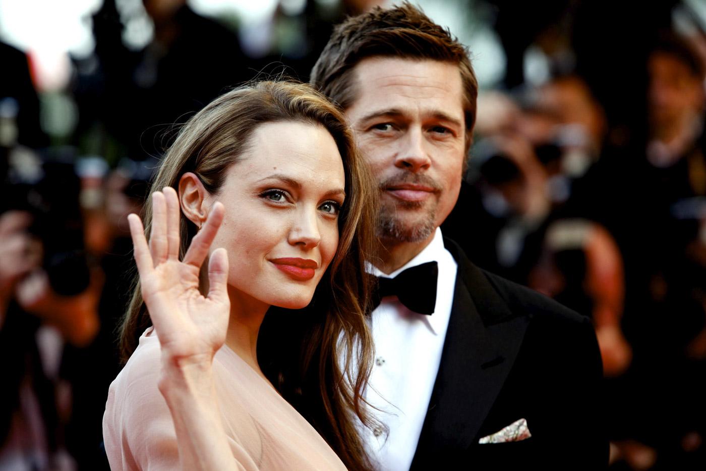 Angelina Jolie & Brad Pitt Are Officially Single!